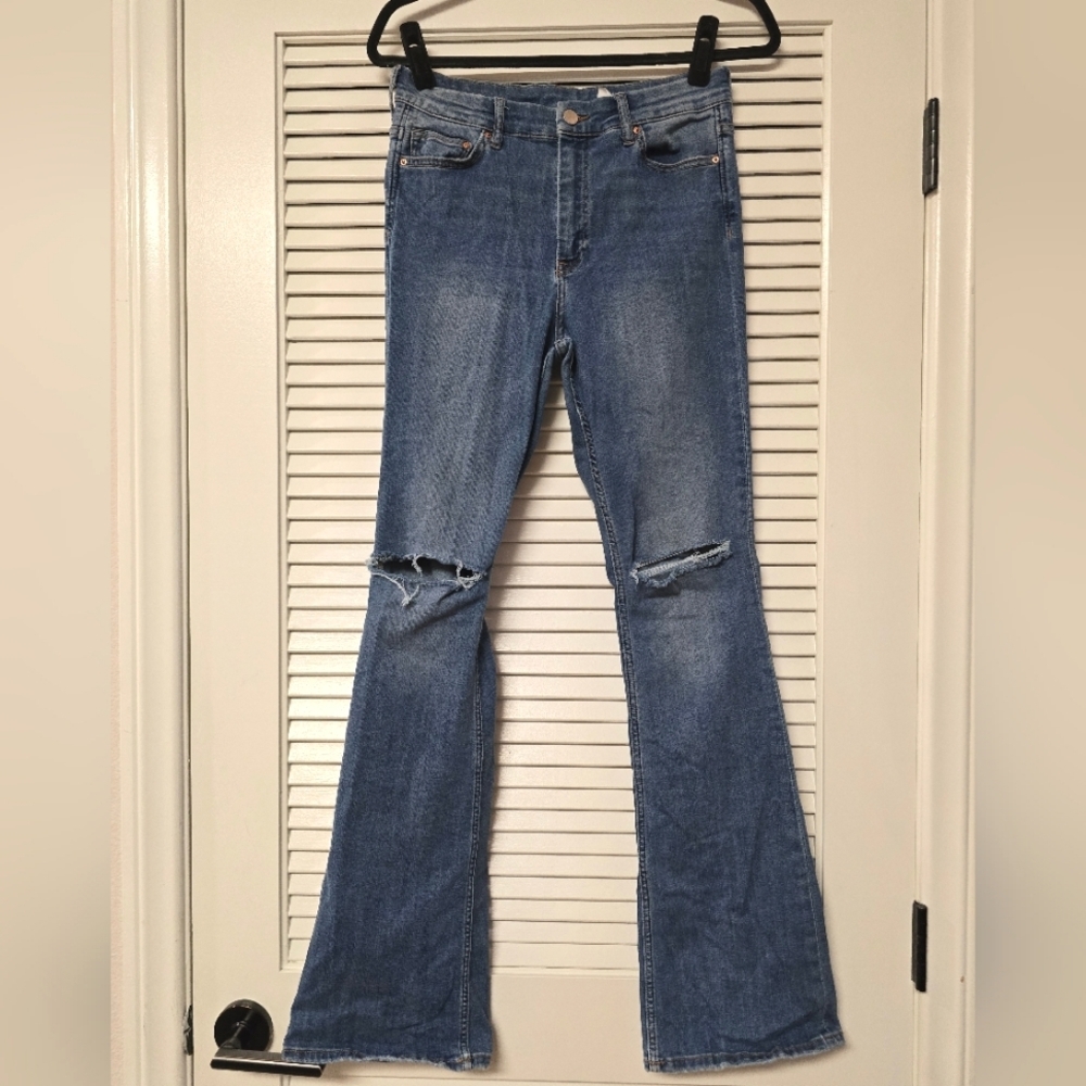 H&M - Blue Distressed Mini Flare High Waist Jeans With Pockets